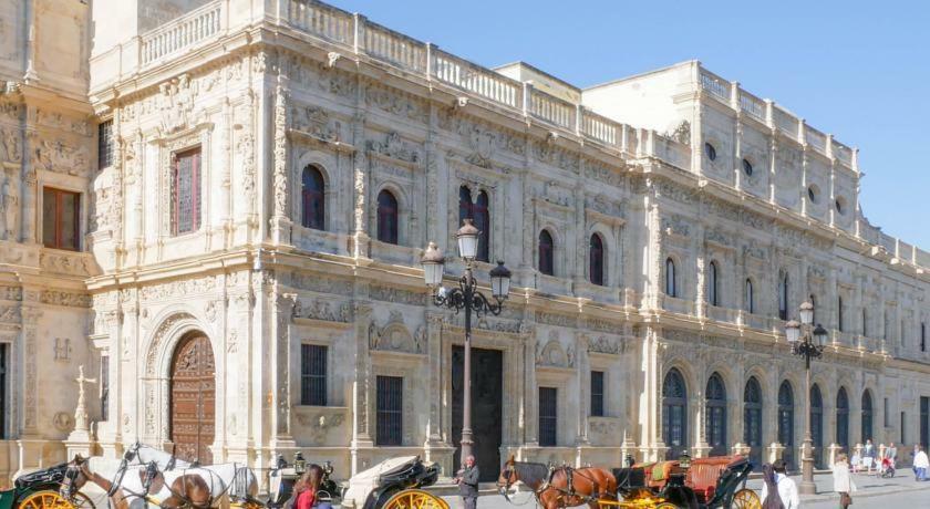 Sevilla Butterfly Suites エクステリア 写真